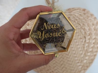 Cofre de cristal porta alianzas